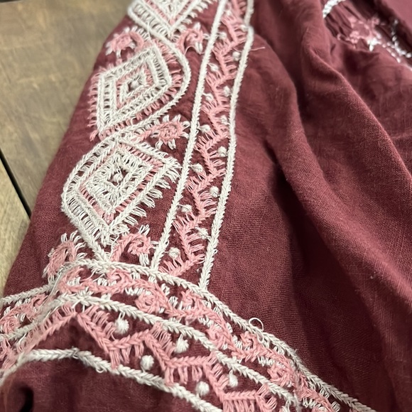 Burgundy Free People dress with beautiful embroidery on sleeves - Picture 4 of 5